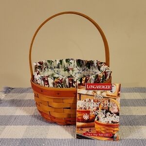 Longaberger Mother's Day Basket with Floral Liner
